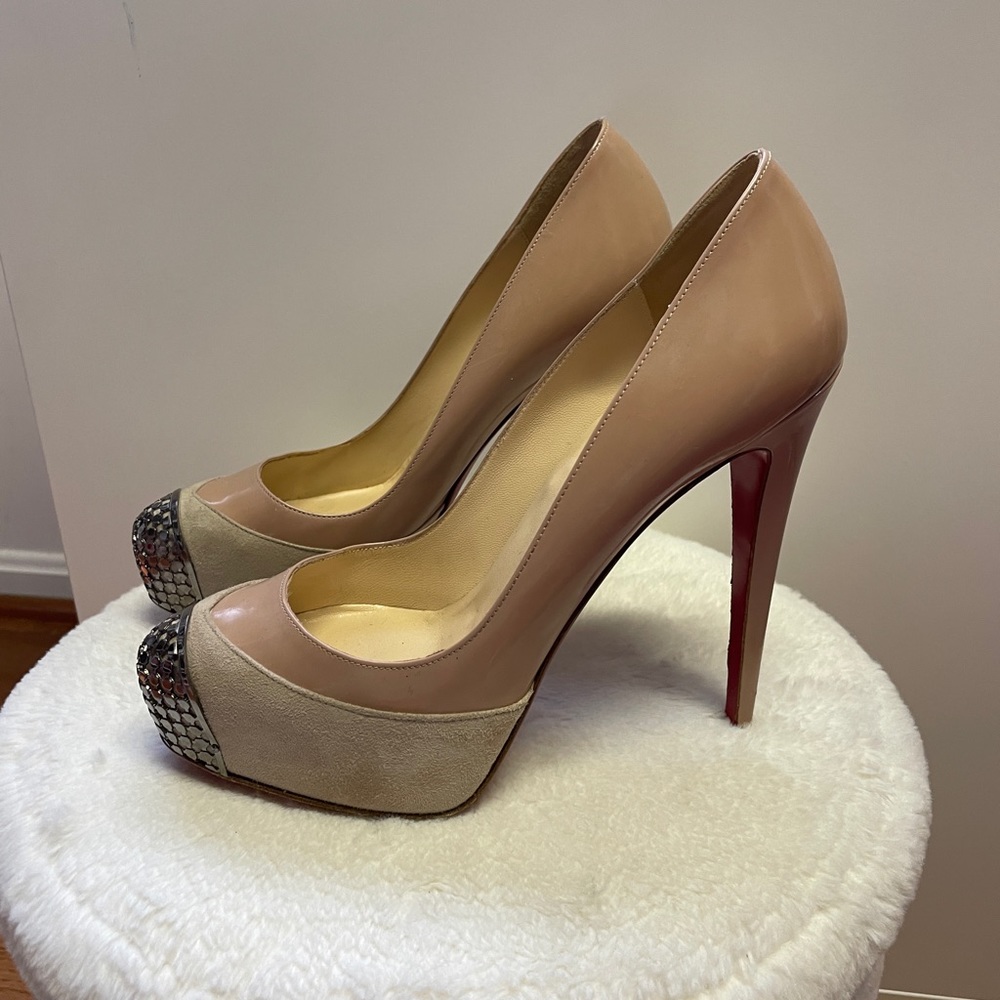 Christian Louboutin Maggie Pumps Size 39 Gem